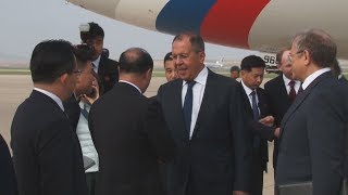 ロシア外相が9年ぶり訪朝 李外相と朝鮮半島情勢協議