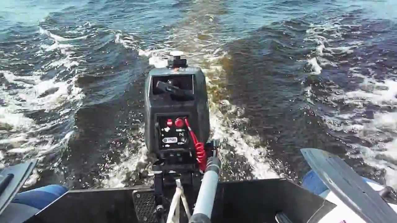 Nissan marine лодка