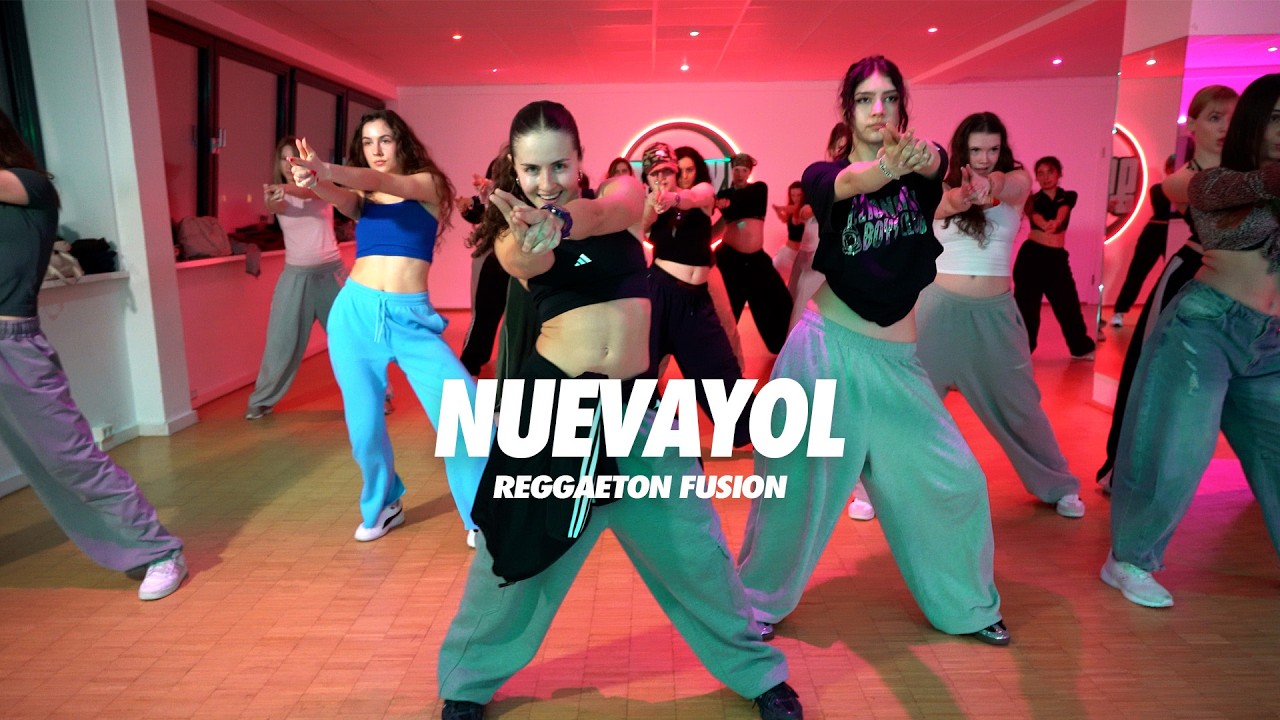 Bad Bunny - NUEVAYoL | Choreo by Mariana