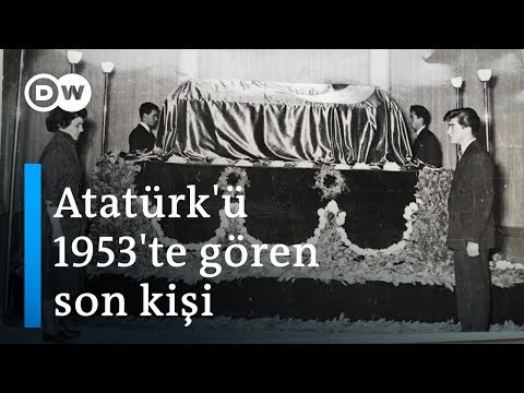 Yekta Güngör Özden: Atatürk yeni uyumuş bir gün önce tıraş olmuş gibiydi - DW Türkçe