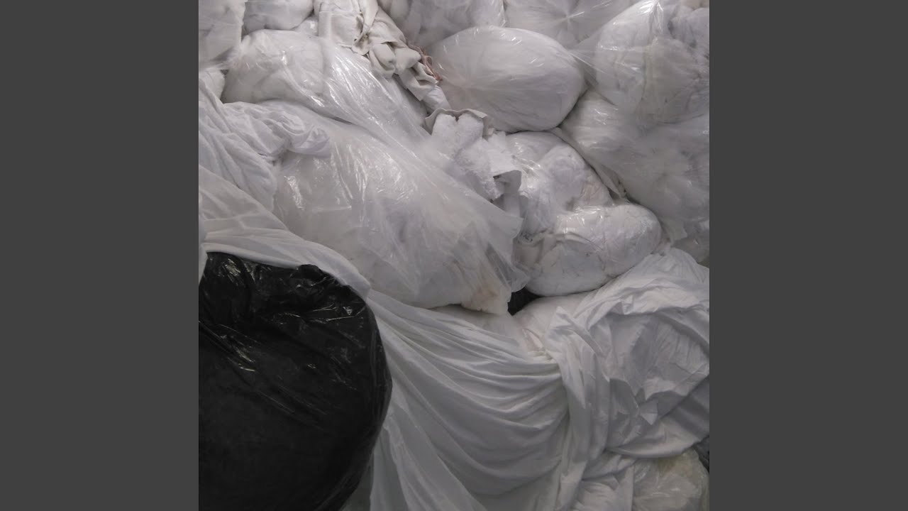 Obejrzyj Interlude w YouTube Obejrzyj Interlude w YouTube