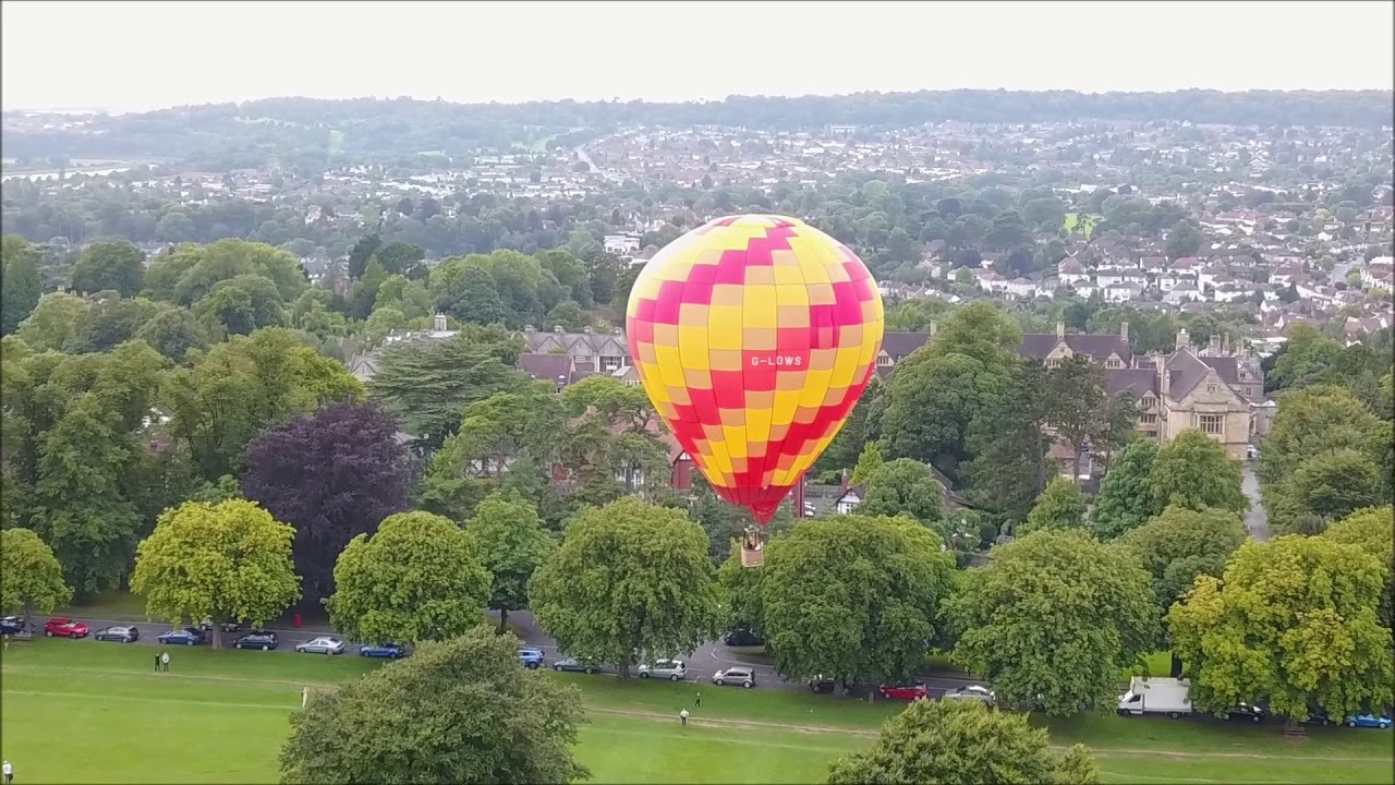 Bristol Hot Air Balloons landing on Clifton Down. August 2017 YouTube