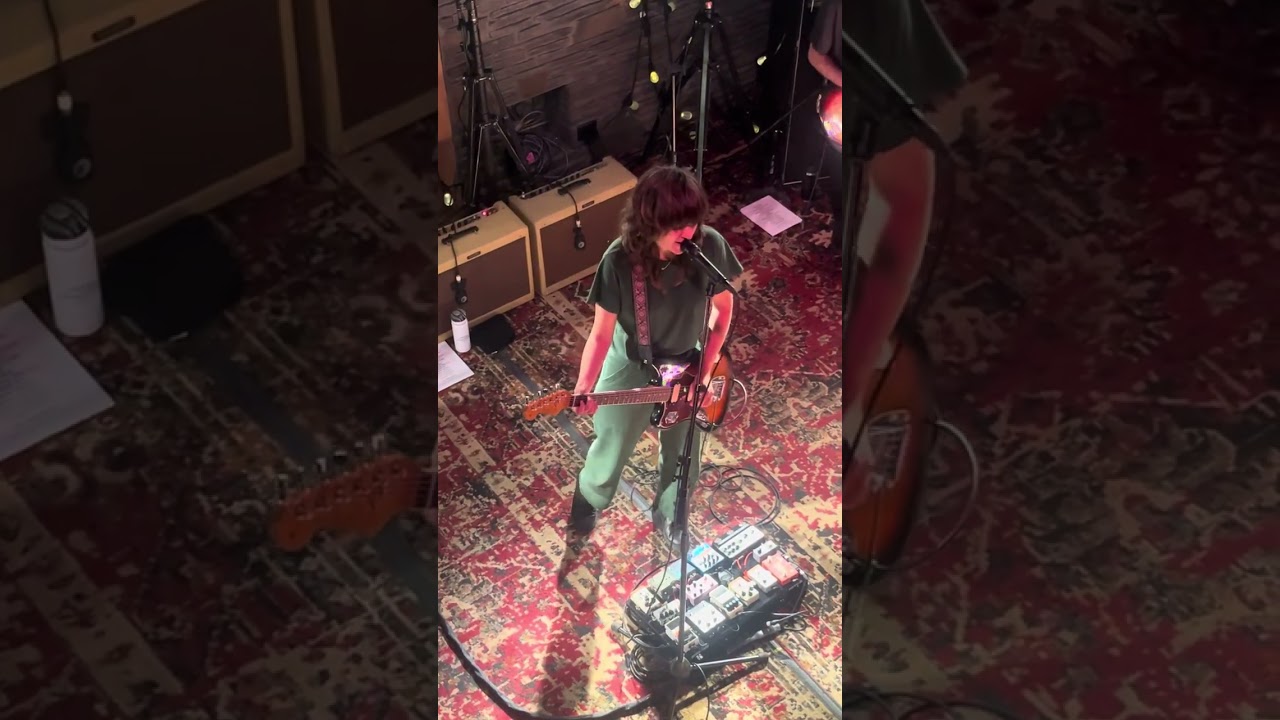 Courtney Barnett “Same” 09-26-25 at Levon Helm Studios, Woodstock NY