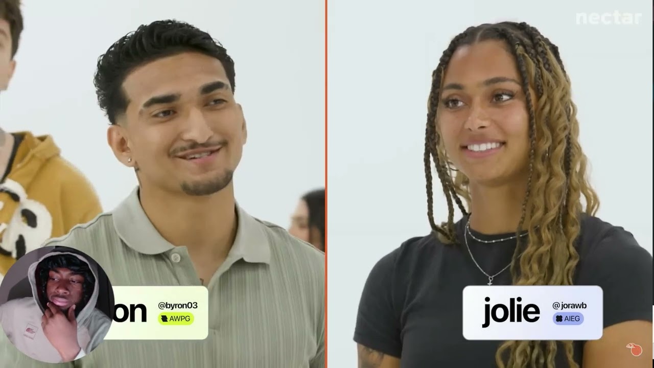 SHE WHAT!! IN HIGHSCHOOL| Reacting to 25 Strangers Shoot Their Shot (Part 1