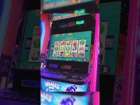 Buying a $100 Instant Feature on Egyptian Treasure Link! #slots #casino #lasvegas