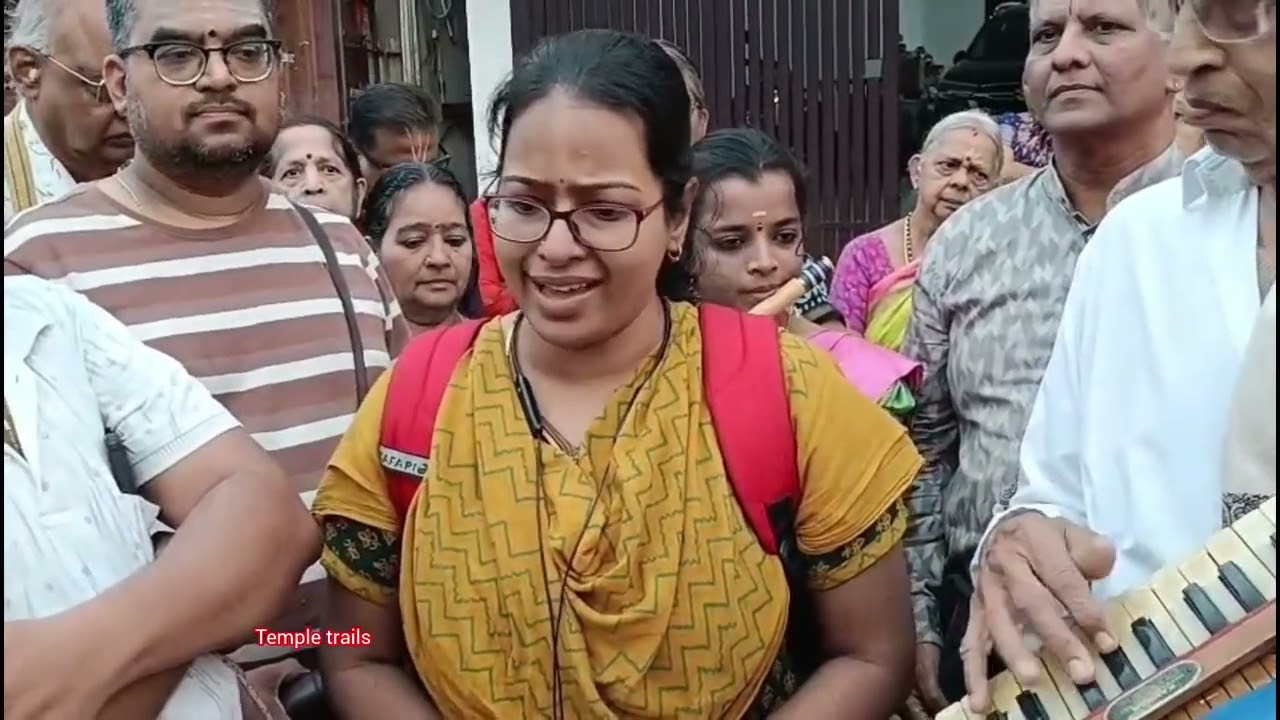 மார்கழி மைலாப்பூர் இளையவர்கள் புதியவர்கள் அசத்தல் 5 பஜன்களின் தொகுப்பு .5.1.26 Hear full video.