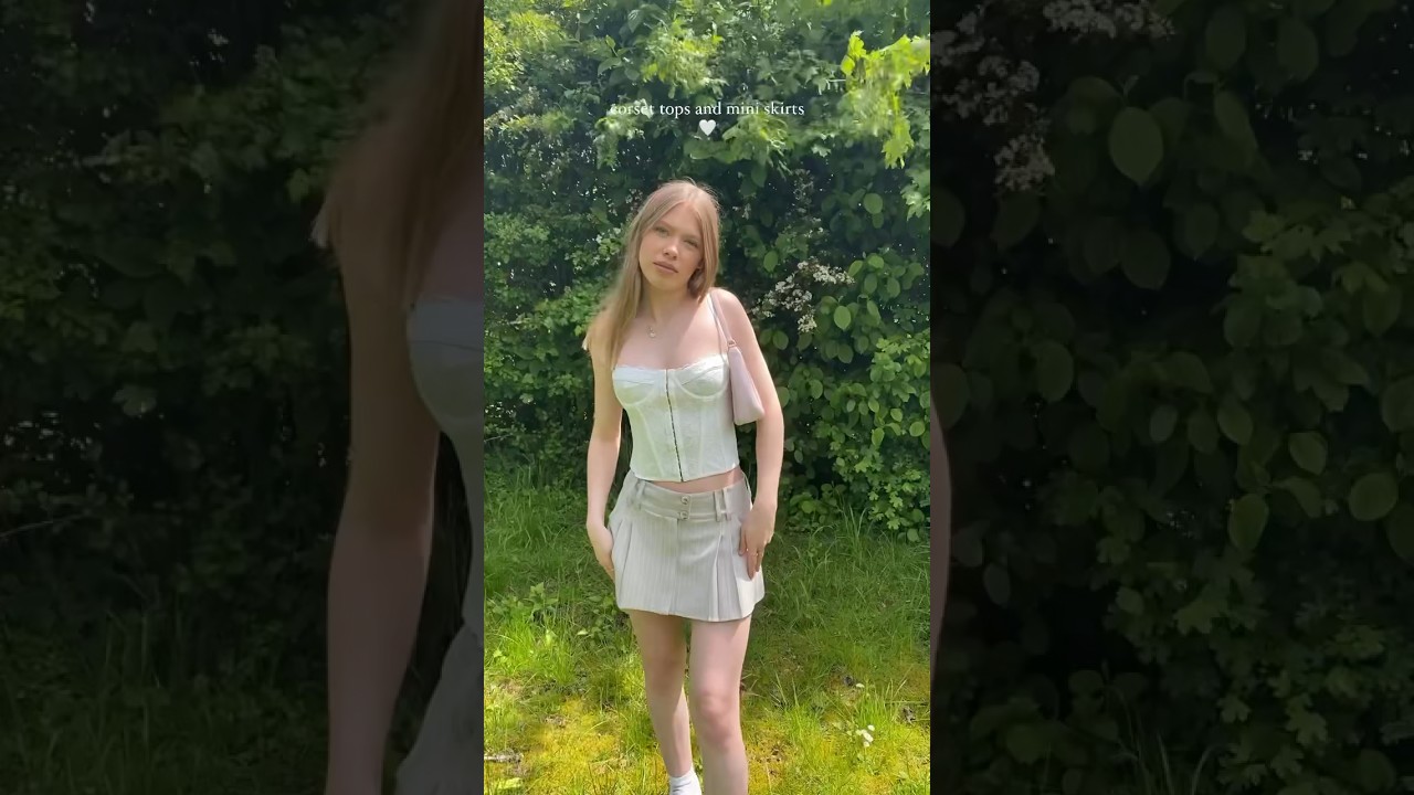 corset tops and mini skirts 🫶🏻 
