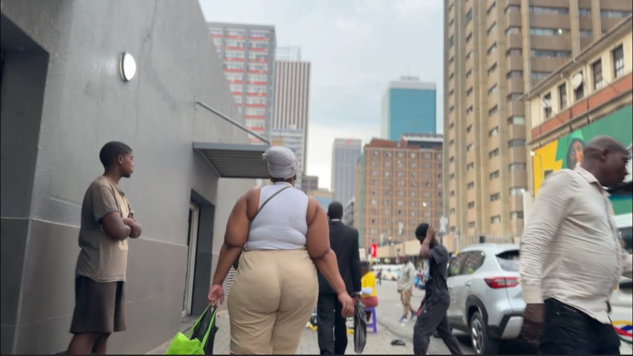 EP 69: Water water nyash🍑🍑🥰 walking tour|#southafrica #mawhoo #dance #johannesburg #viral 