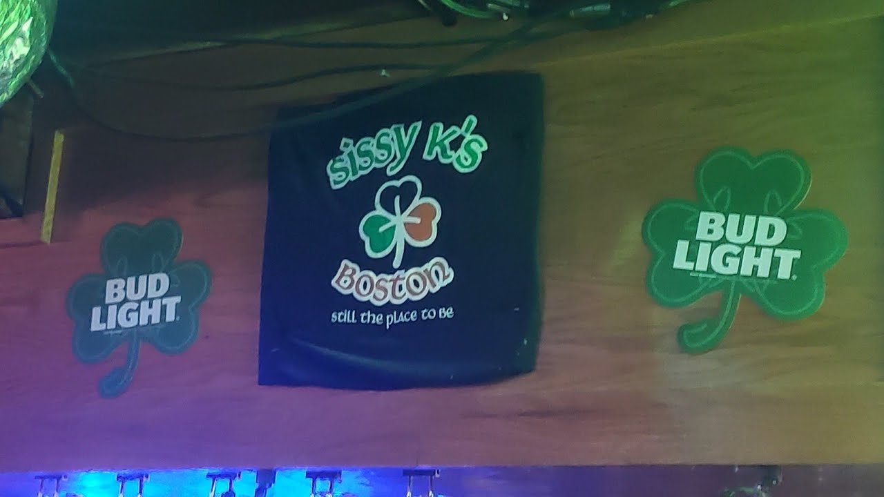 Sissy K's Downtown Boston...I LOVE IT HERE!! 👍🏿🤣 YouTube