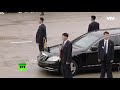 Как Ким Чен Ына и его бегущих телохранителей встречали во Вьетнаме — видео