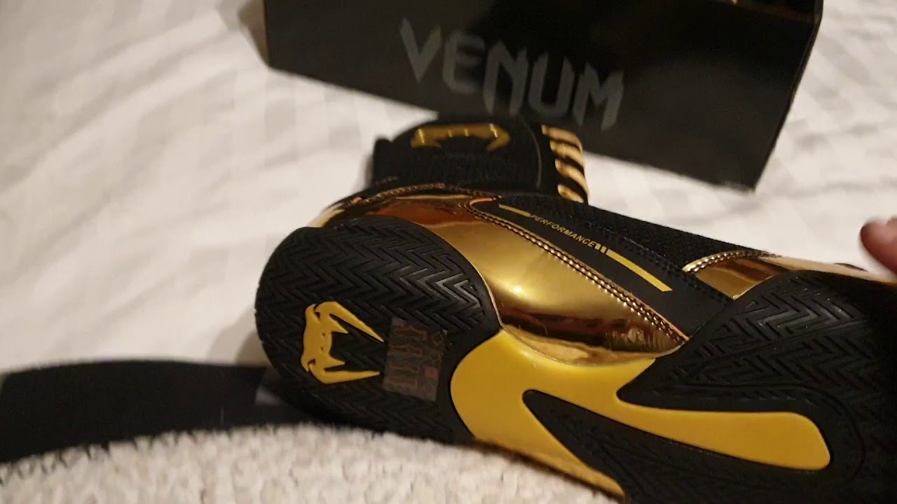 venum elite boxing shoes review