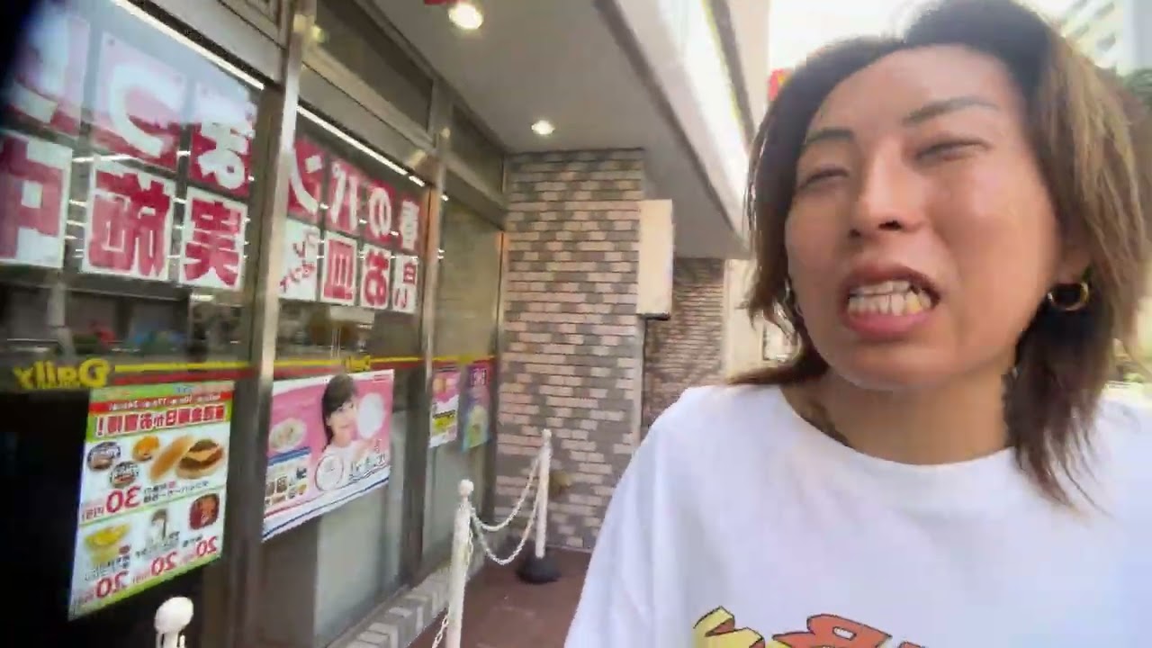 大丈夫？ちゃんと飛行機乗れた？wポージーが東京にやってくる。 　ルイージ２