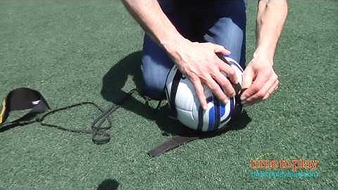 Star Kick Solo Soccer Trainer from SKLZ