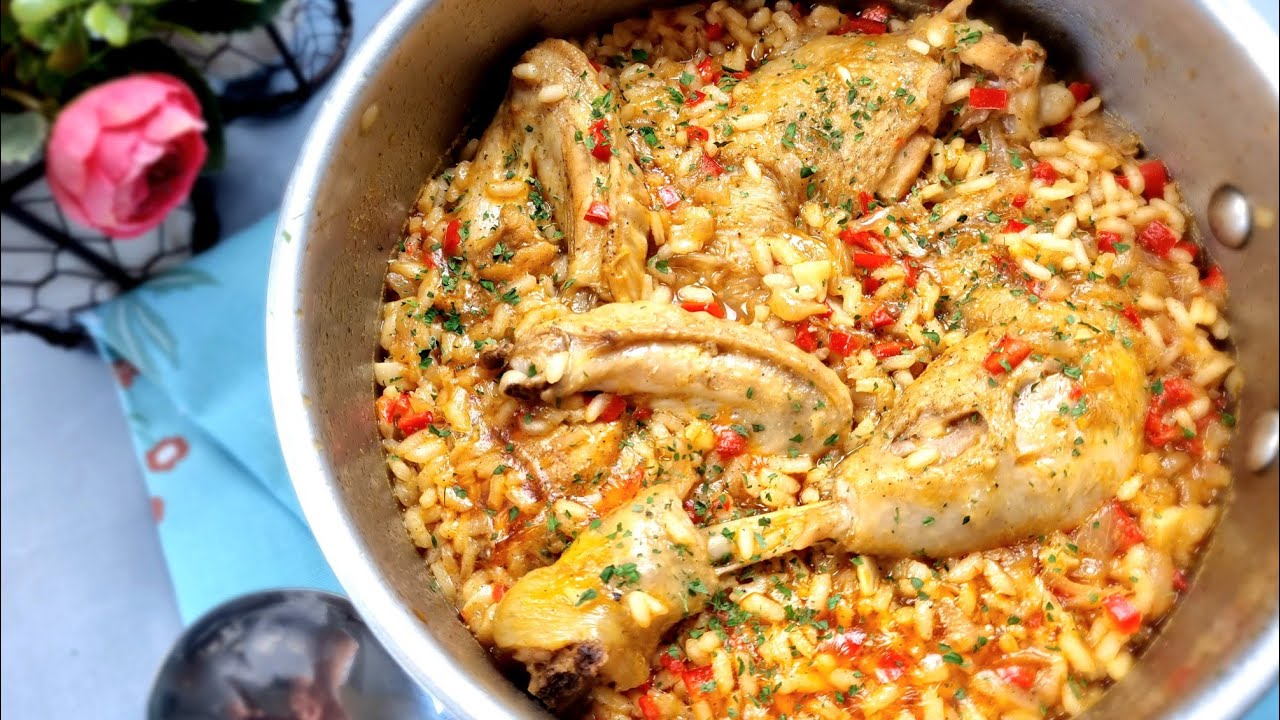 Secretele unui Pilaf de orez cu carne de pui Alina in bucatarie