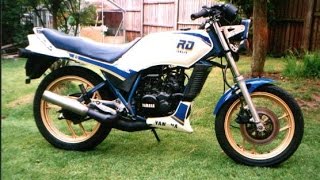 Yamaha RD125 exhaust sound and acceleration compilation