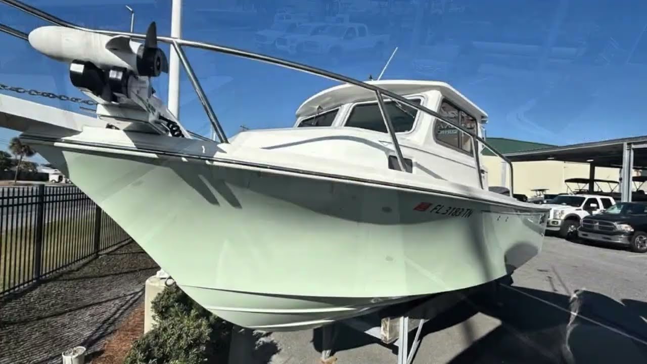 2023 Parker 2320SL Sport Cabin with Yamaha F300XCB - Abaco Green 