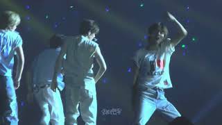 260607 | 2026 Weverse Con Festival | 투어스 - 널따라가 + Go back | 신유+지훈 위주 직캠