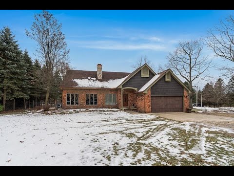 820 Quatro Lane, Addison, MI home video tour
