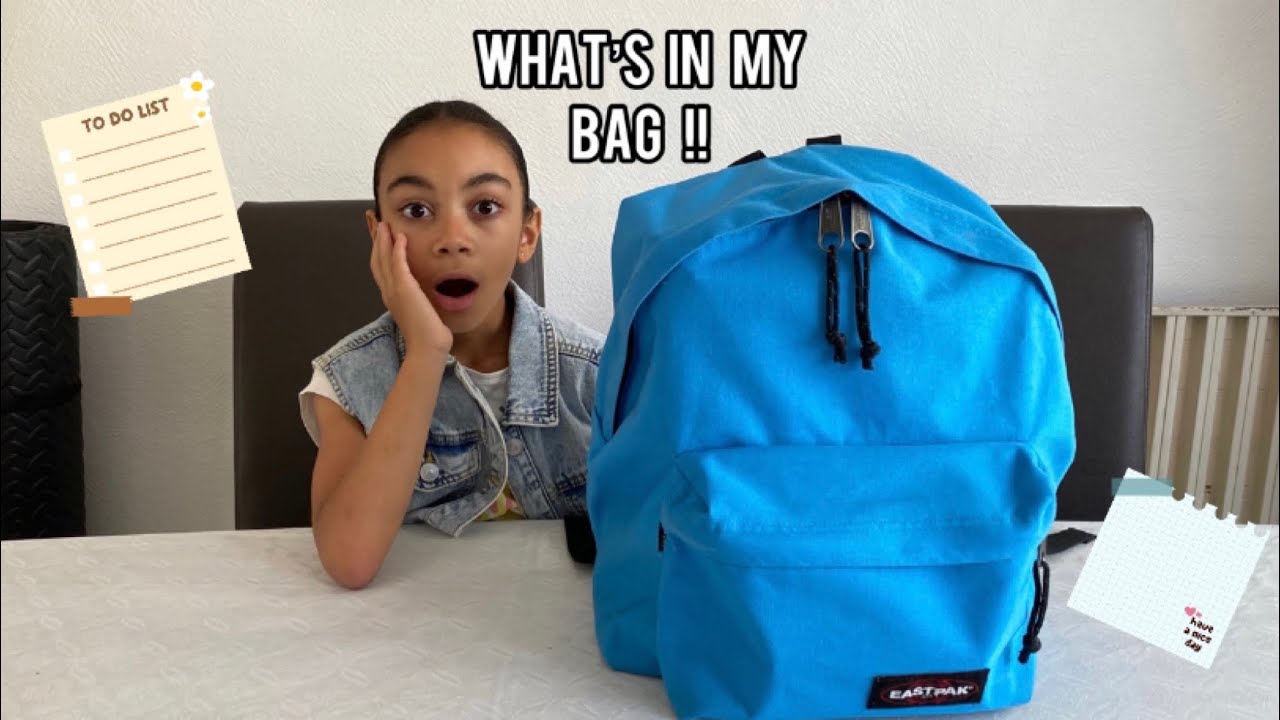 WHAT’S IN MY BAG !!