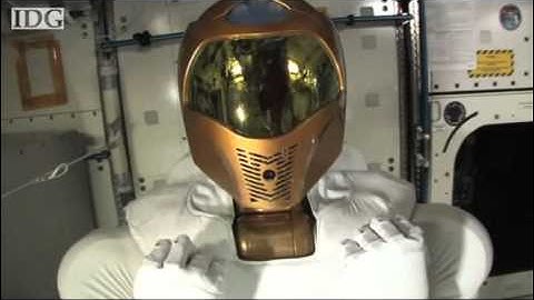 Humanoid Robotic "Robonaut R2" Tweets From Outer Space