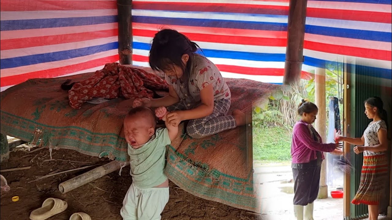 Single mother went to work 20 km to get money to buy rice for the baby