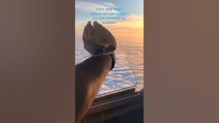 Pilot open window at 10000 feet up when flying and stuck hand | Pilot fly flight | #shorts