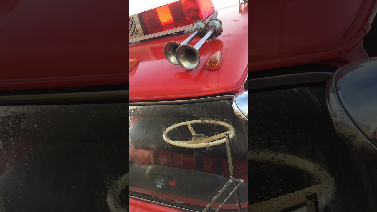 NA 1971 Ford 900 Fire Truck Air Horn YouTube