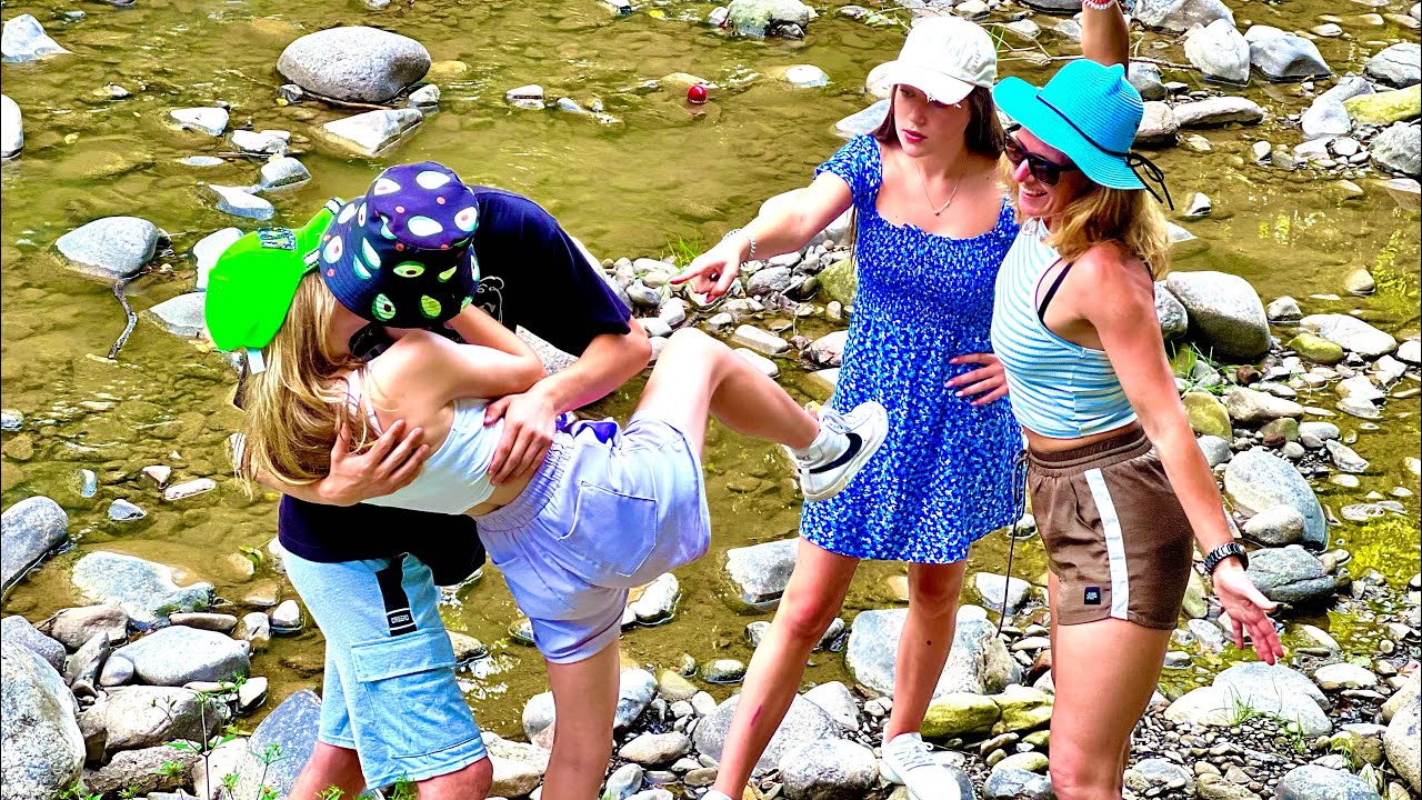 Лагерь день20)ДАРИНА С ОКСИ ХОТЕЛА ПОСОРИТЬ ВЛЮБЛЁННЫХ!)