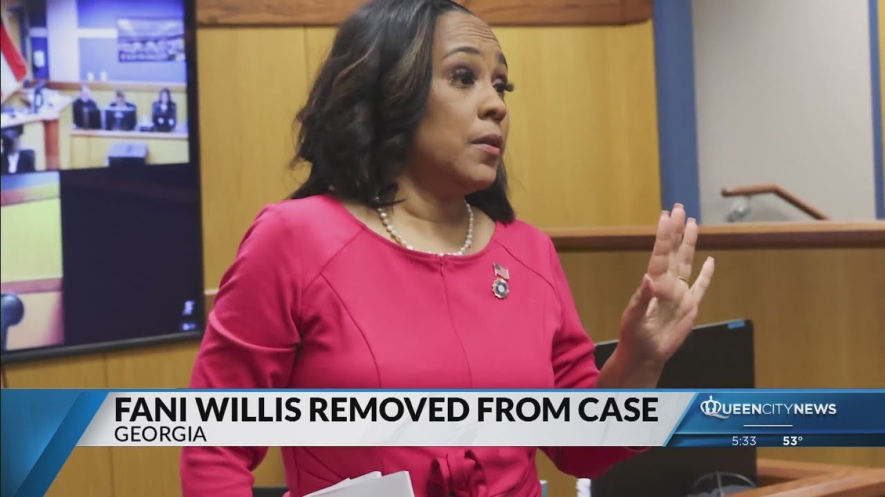 Fulton County DA Fani Willis removed from Trump interference case - YouTube