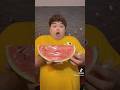 ぼくの魔法でキノコをスイカに変えるしんよ👶🏻🍉
