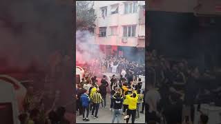 Fenerbahçe Trabzonspor Maçı Öncesi Sokakda Bogaz Holi̇ganlari Gfb