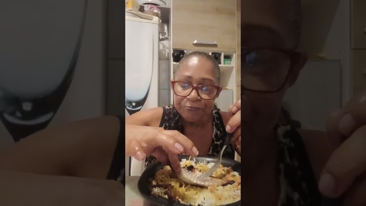 Bora minha gente comer encher o bucho quem vai gosta de peixe 