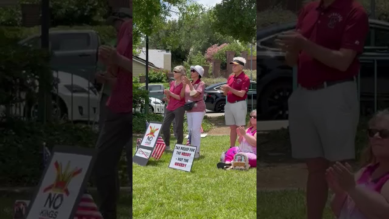 En Antioch CA Hubo Varios Cientos De Manifestantes Contra Pol Tica Trump