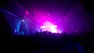 Flight Facilities - I Didn't Believe (feat. Elizaberth Rose) (Live @ Showcase, Paris 03-05-2014)