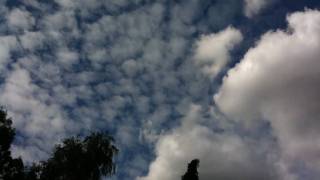 LTE - 1 Min Flowing Clouds - 20100918-130325-04