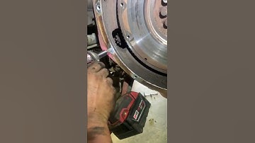 I live life on the ￼￼edge #mechanic #logging #tiktok #trucking #dirtyhandscleanmoney