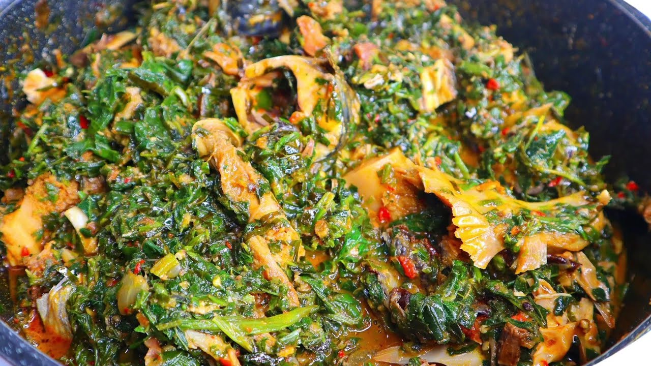 "How to Make The Perfect Spinach Vegetable SoupEfo riro 