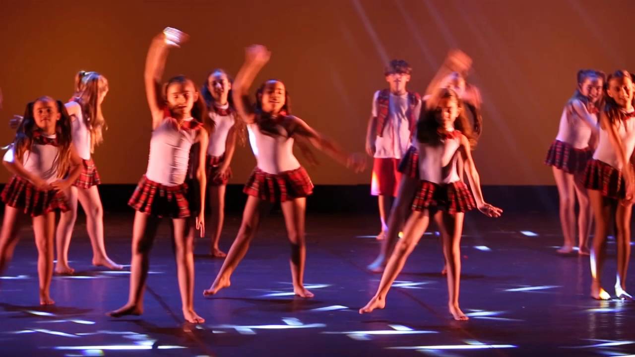 SAGGIO MODERN 2015 DIREZIONE ARTISTICA MIMMA ZINNO