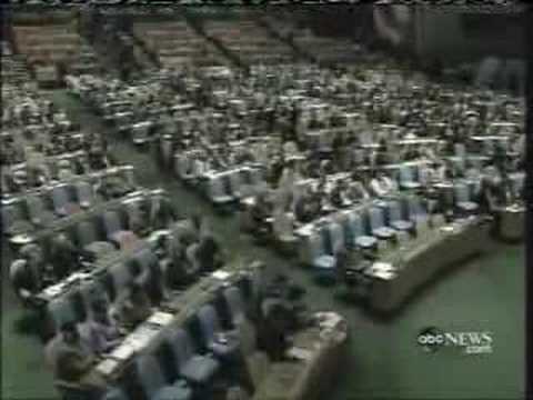 Chavez calls Bush "The Devil". UN Applauds (Sept '06)