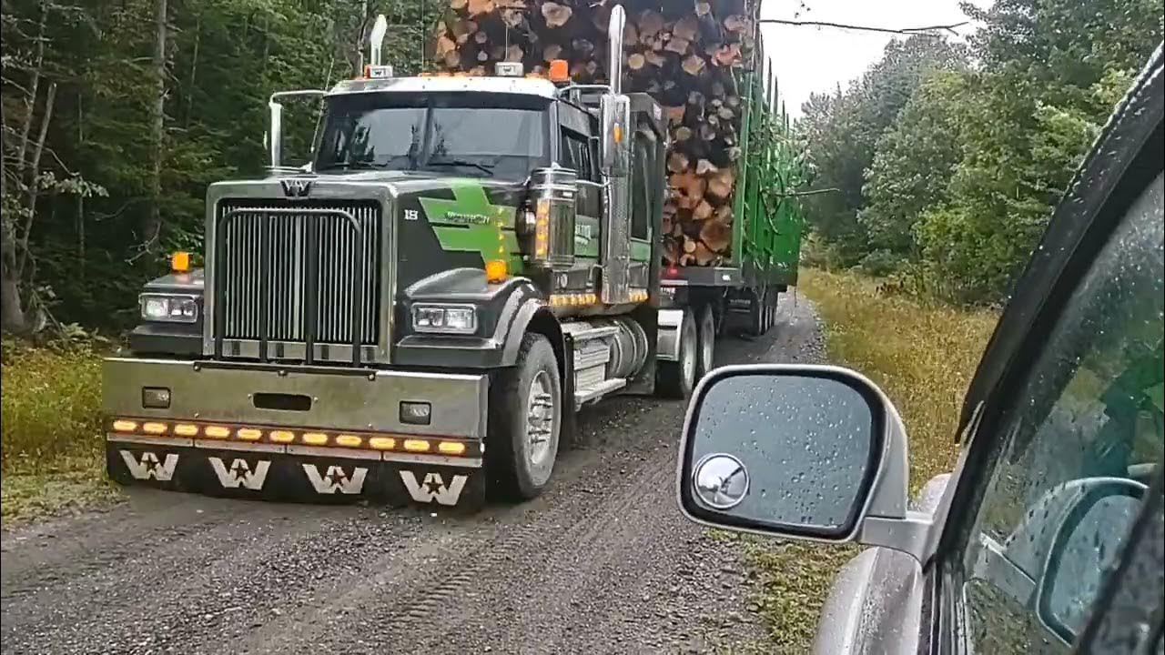super-heavy-duty-off-road-logging-truck-in-the-great-northern-maine