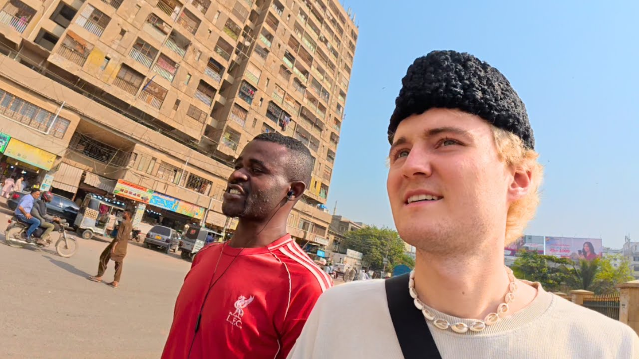 Посещение могилы основателя Пакистана с незнакомцем 🇵🇰