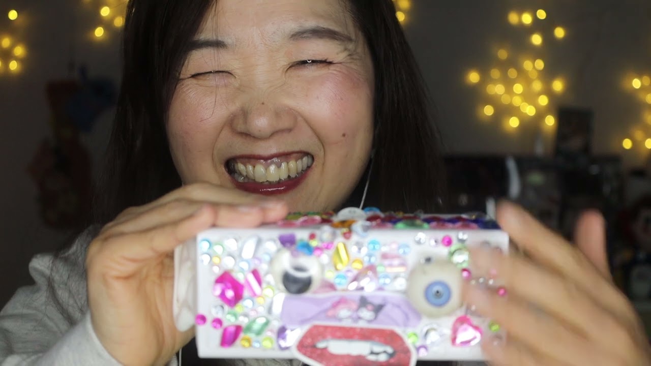 [ASMR] Массаж уха мамы, потирание, постукивание, звук затыкания 👂