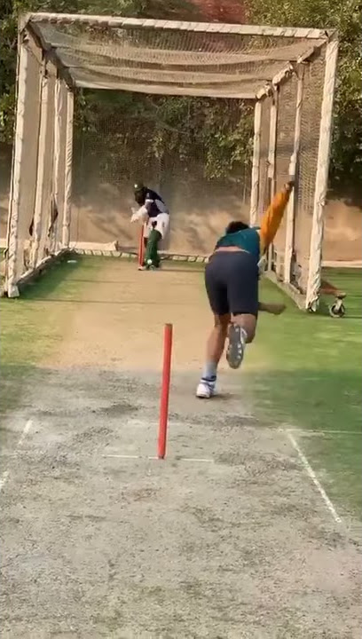 Muhammad Yousaf Straight Drives  On Muhammad Amir Bowl | Green Sports