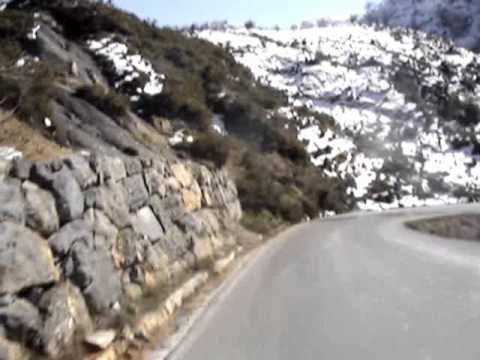 Lagos de Covadonga en moto 06-03-2011.wmv