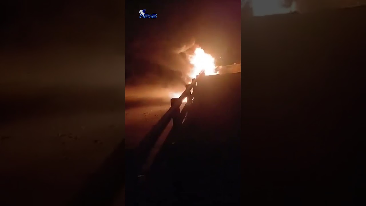 ضربات أميركية عنيفة تستهدف جسراً يربط مدينة بندر عباس بشيراز جنوبي إيران