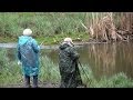 БАБУШКИ РЫБАЧКИ поймают рыбу даже в ручье (полное видео).
