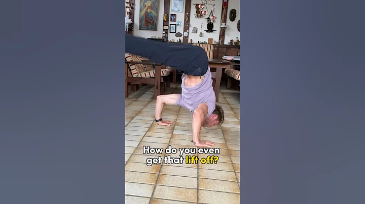 Floating pike push ups? Let me show you how🤝🏻🏆 #calisthenics