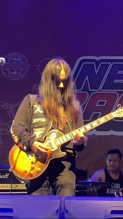IWAN FALS - BUKU INI AKU PINJAM (Guitar Solo Cover) #shorts