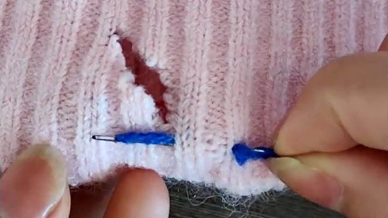 How to Perfectly Repair Holes in Knitted Sweaters Without Leaving any ...