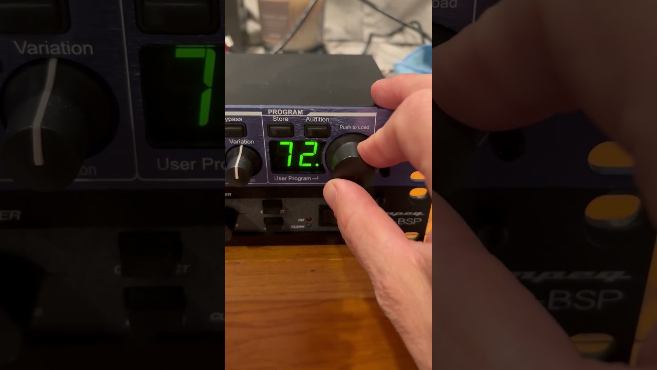 Lexicon MX200 Display Wacky